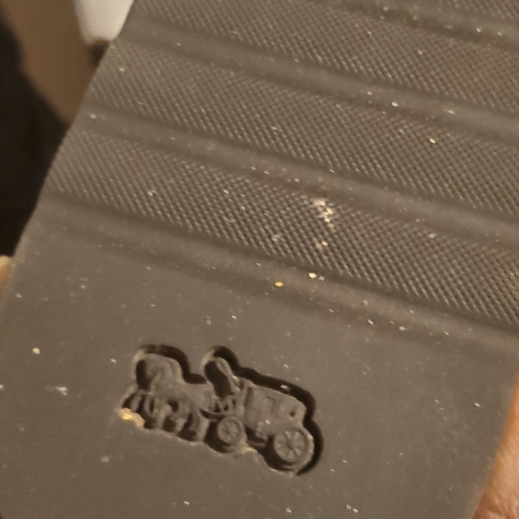 Women's Black Winter Boots - Picture 6 of 17